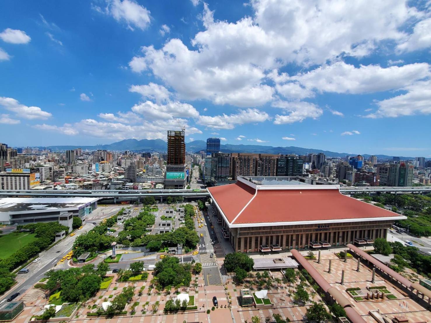Sky19 Hotel Taipei Esterno foto